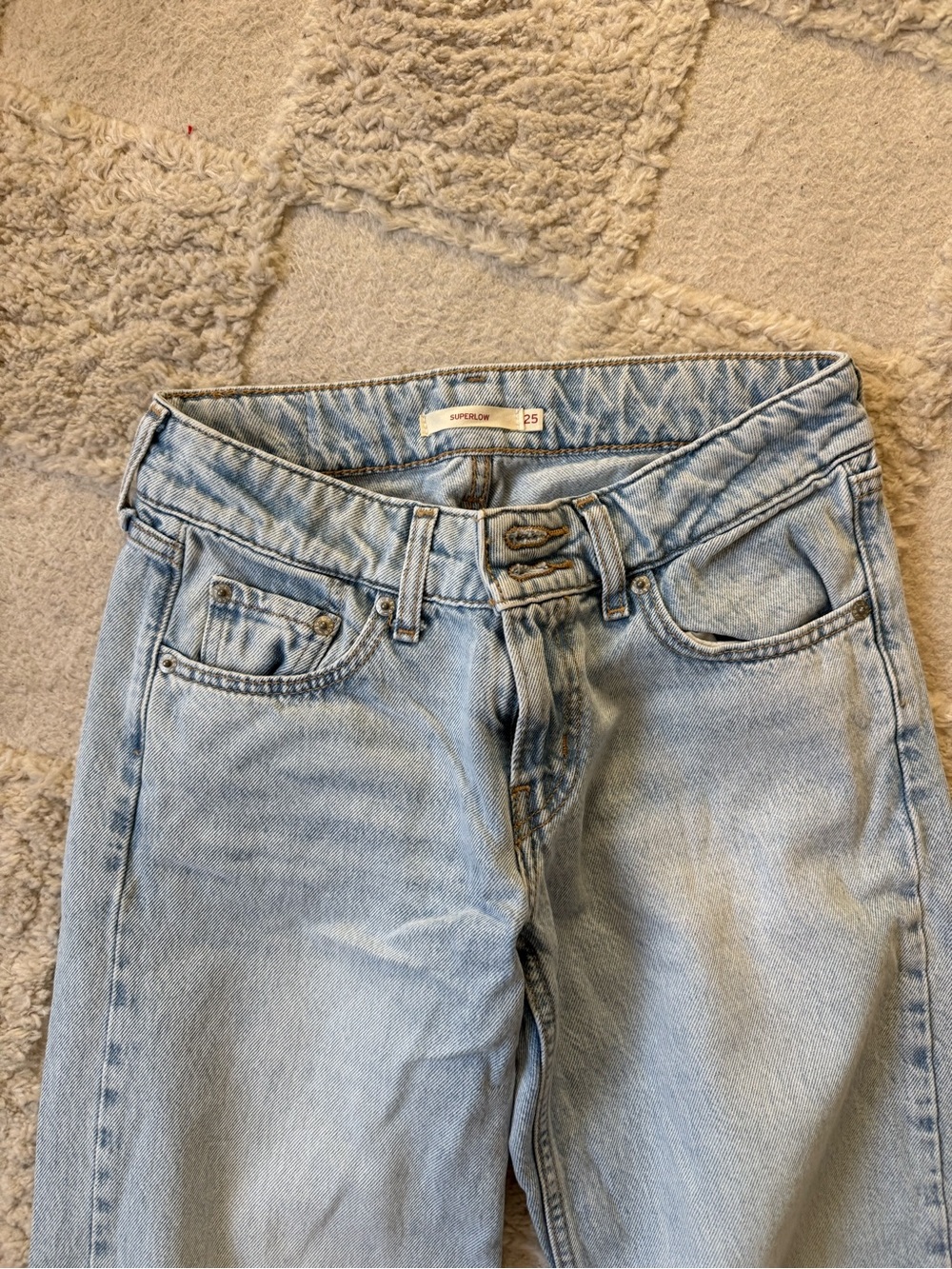Levi’s Superlow Loose - Picture 2 of 5